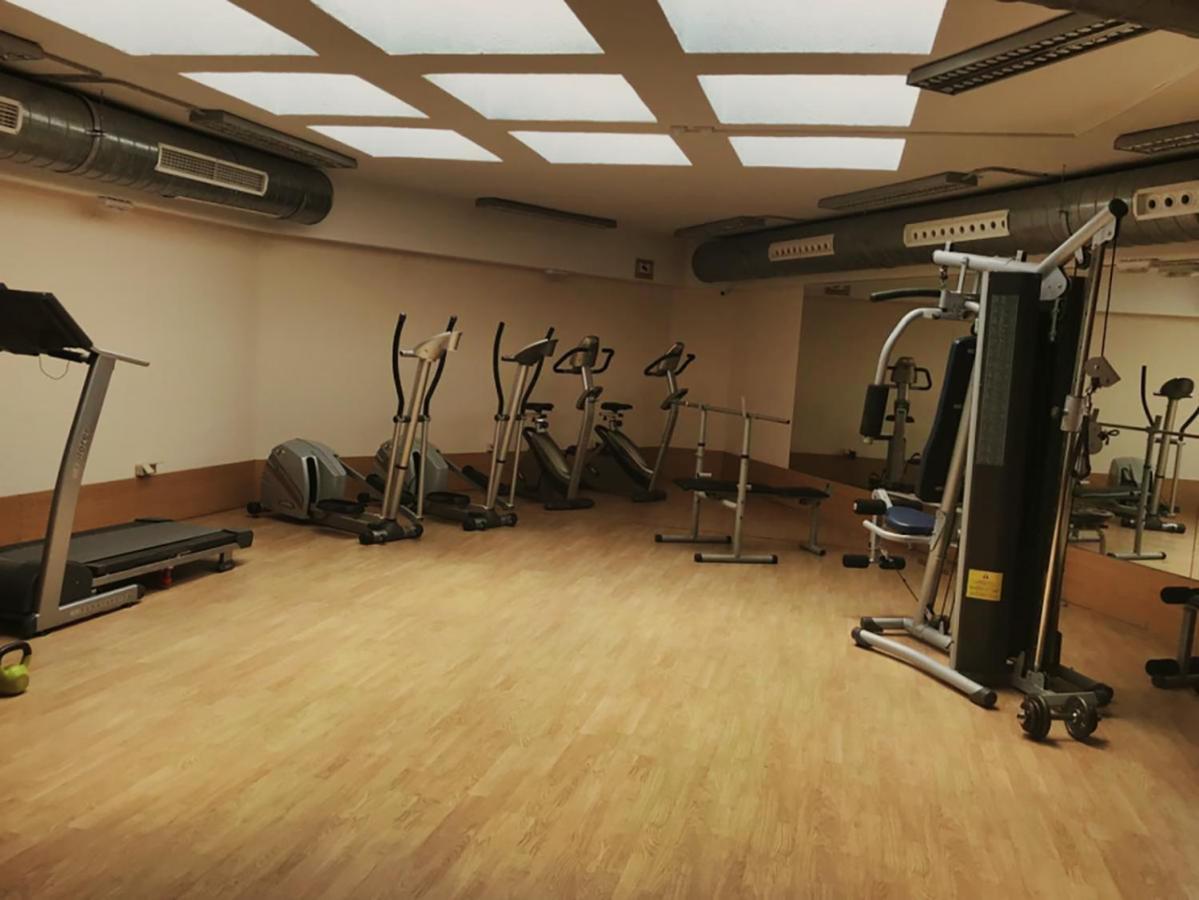 Beautiful Apartment Near Beach With Panoramic Sea-View 베니돔 외부 사진