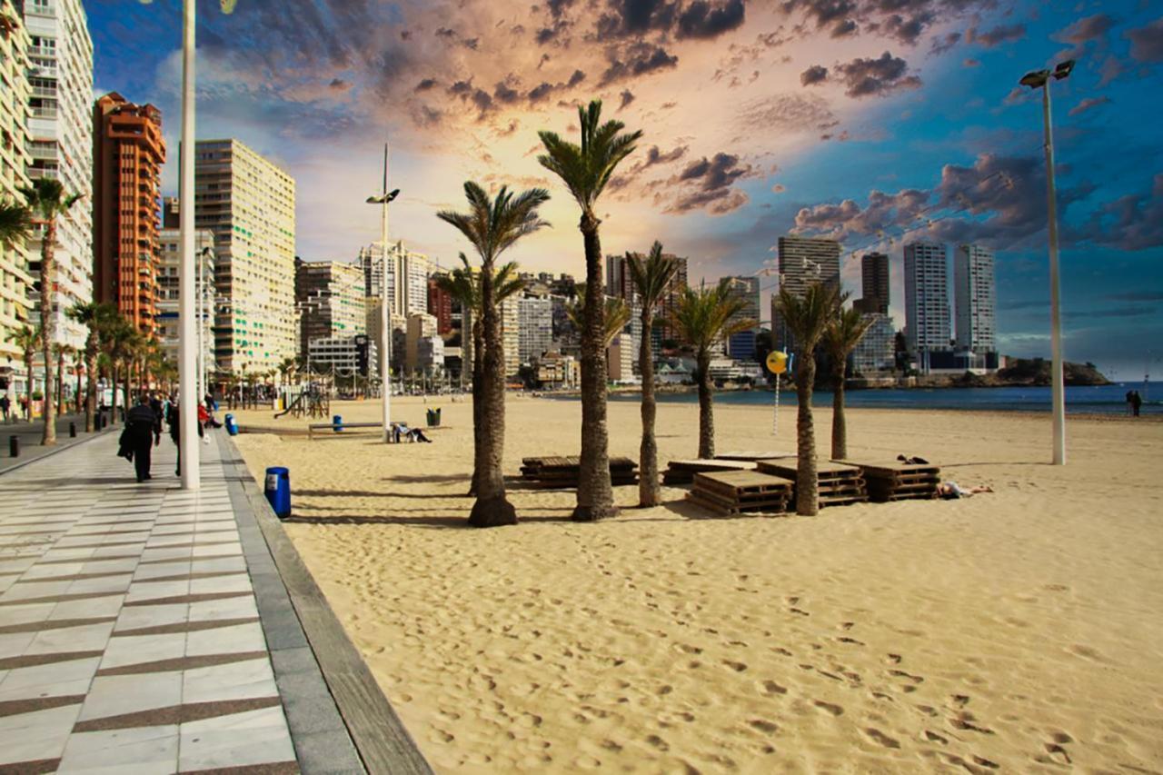 Beautiful Apartment Near Beach With Panoramic Sea-View 베니돔 외부 사진