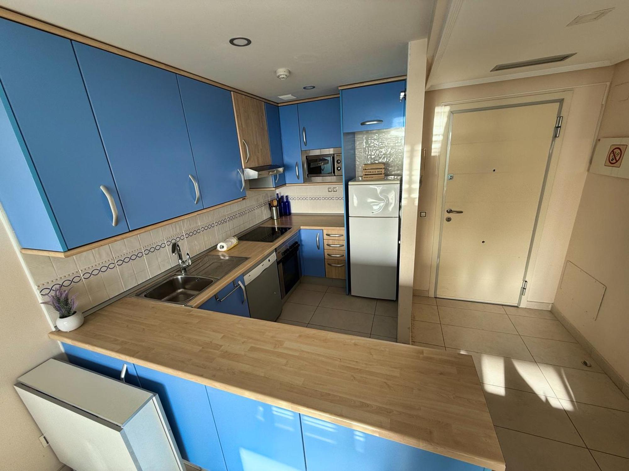 Beautiful Apartment Near Beach With Panoramic Sea-View 베니돔 외부 사진